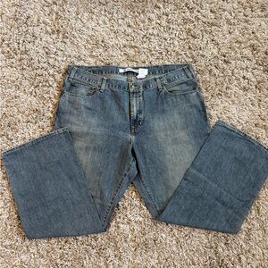 GAP Men’s Straight Fit Blue Jeans